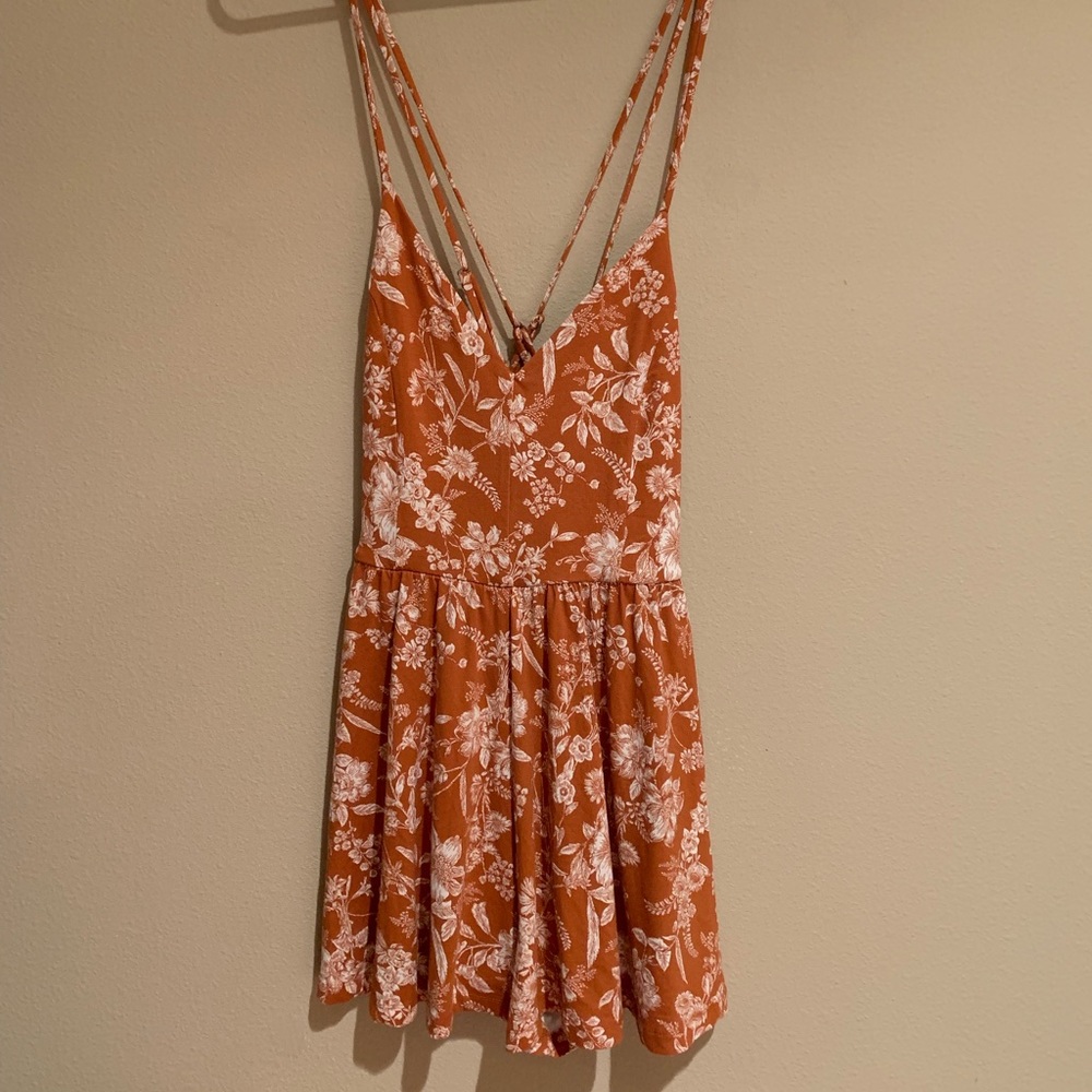 F21 floral printed romper *NWOT*